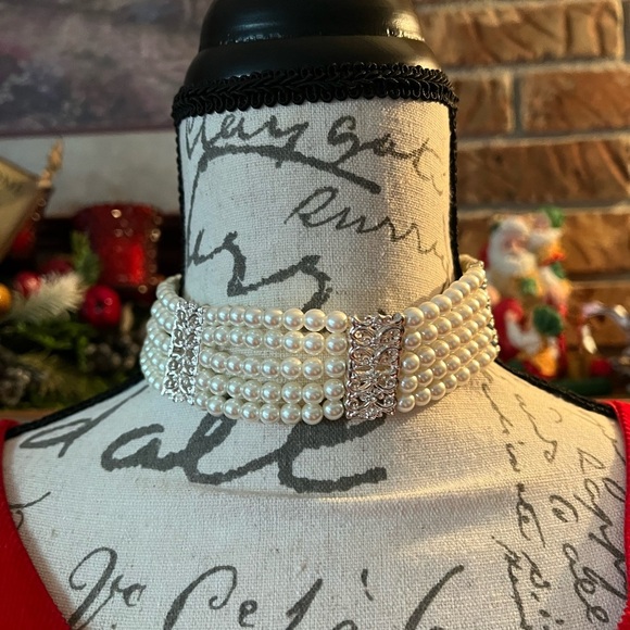 Vintage Pearl 5 Strand Silver Necklace - Picture 3 of 9